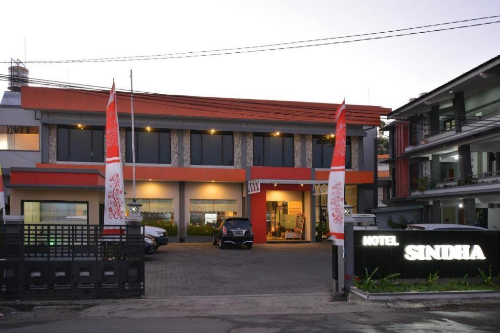 Hotel Sindha Ruteng Exteriör bild